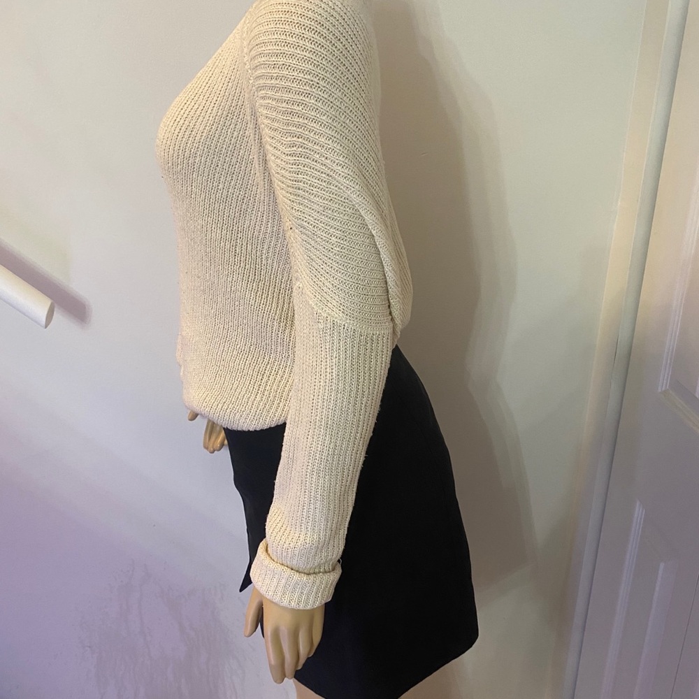 H&M Cream Sweater - Picture 7 of 12